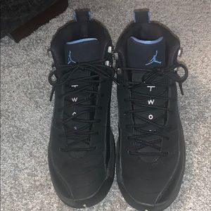 Air Jordan Retro 12s black/blue Big kids size 6.5